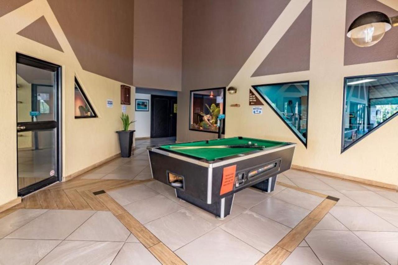 Sanbonani Hotel Хейзивью Экстерьер фото