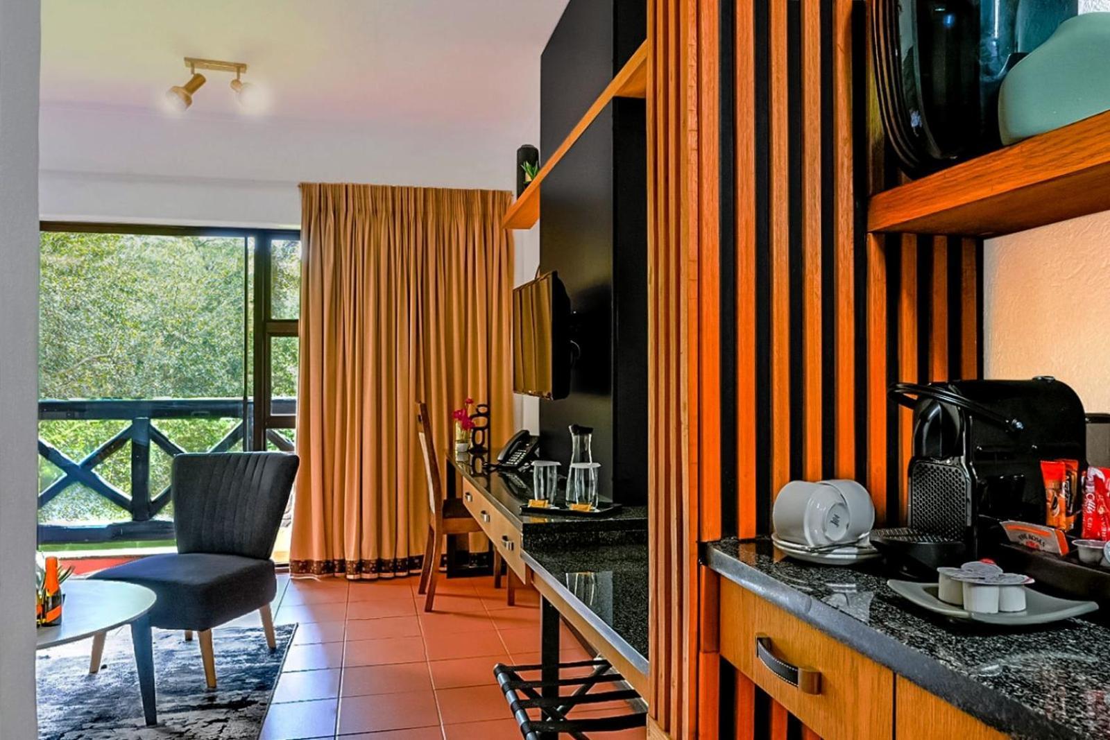 Sanbonani Hotel Хейзивью Экстерьер фото